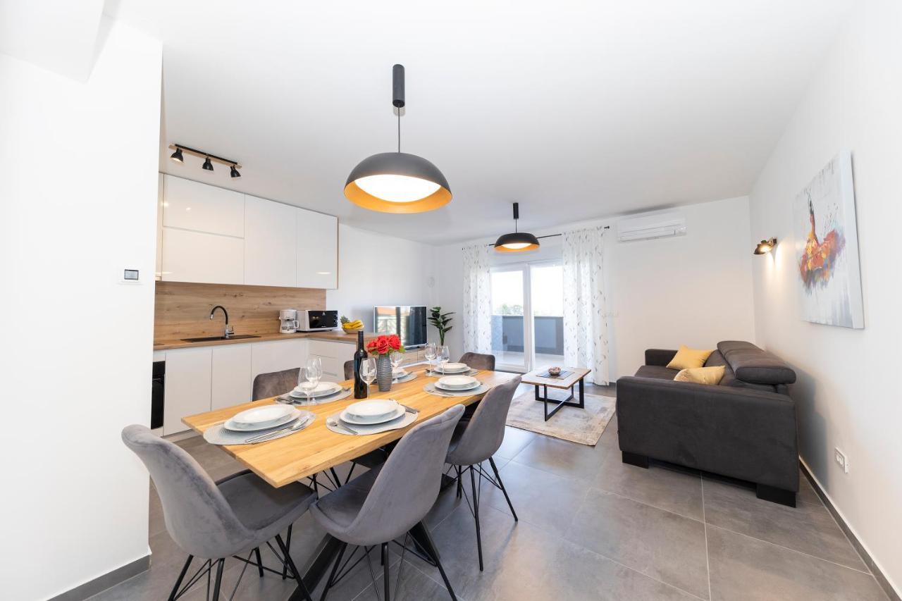 Apartment Diadora Zadar Eksteriør billede