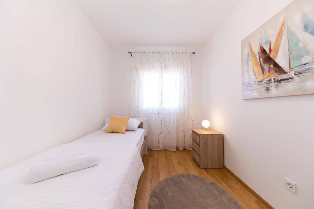 Apartment Diadora Zadar Eksteriør billede